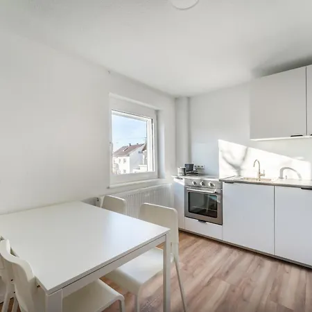 Komfortable Fuer Monteure Und Reisende - Zentrale Lage, Volle Ausstattung, Fairer Preis - Sch05 Daire *