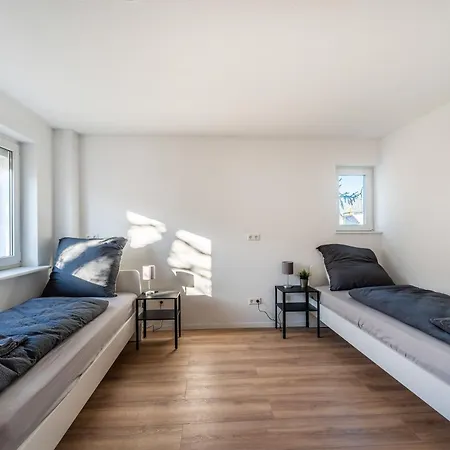 Daire Komfortable Fuer Monteure Und Reisende - Zentrale Lage, Volle Ausstattung, Fairer Preis - Sch05 *